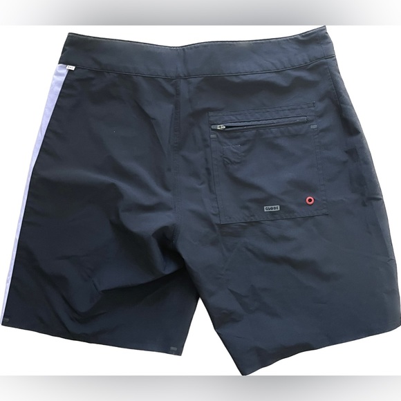 GLOBE Multi Stretch UV+50 recycled fabric swim shorts - Picture 2 of 2